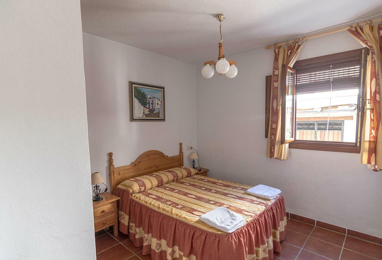 Apartamentos Rurales Las Chimeneas Capileira Esterno foto